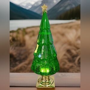 Christmas Tree Swirling Glitter Water Globe LED Light Up Green & Yellow Star 14”